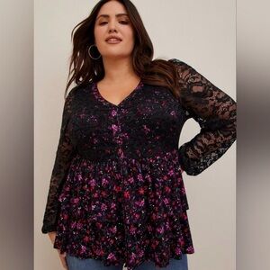 Torrid Floral Lace Sleeve Top - Black and Pink size 1